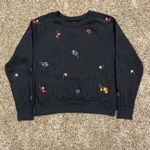 Embroidered sweatshirt size S